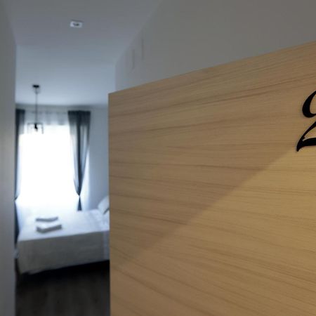 Angio Holiday Rooms Naples Exterior photo