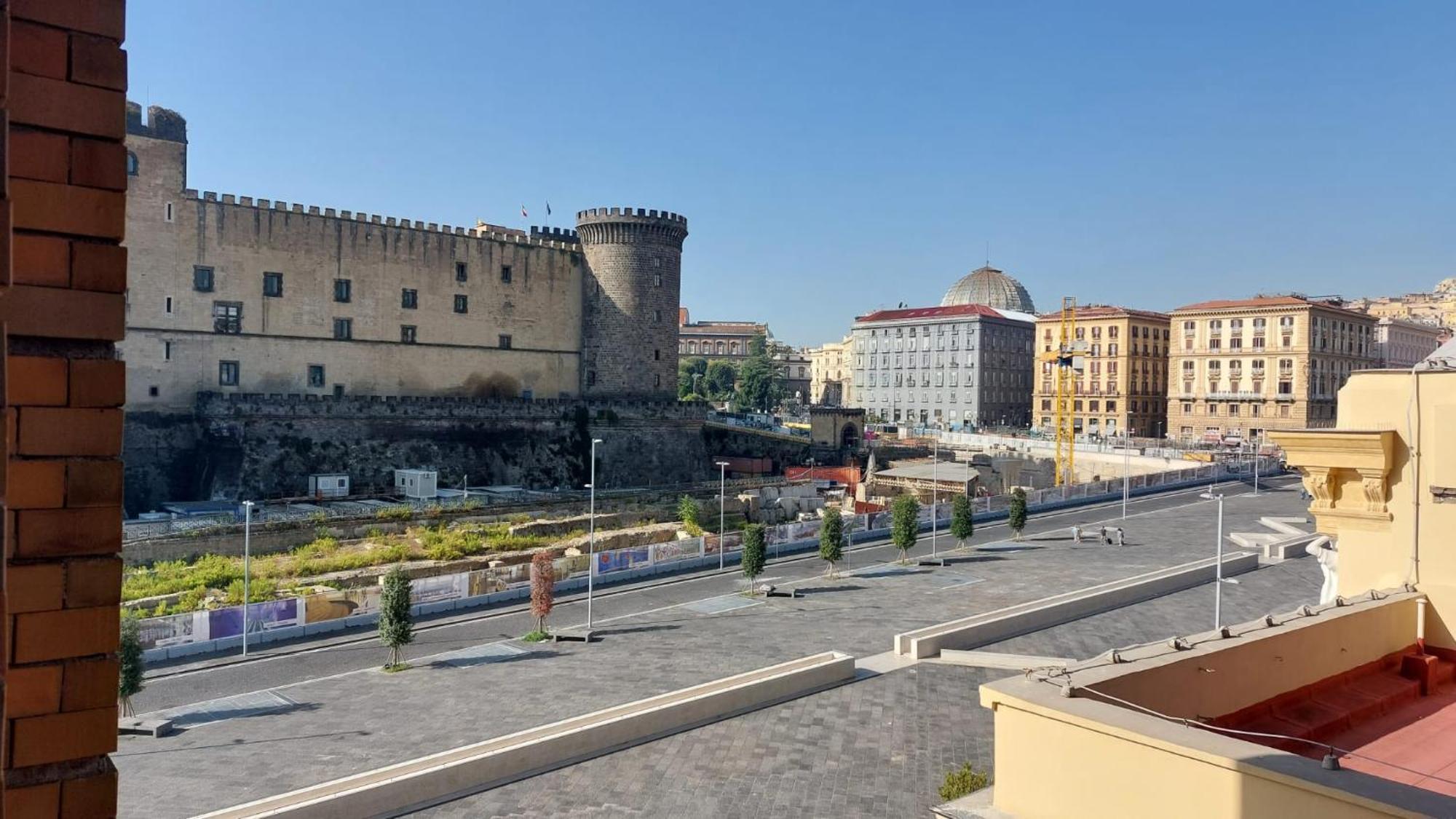 Angio Holiday Rooms Naples Exterior photo